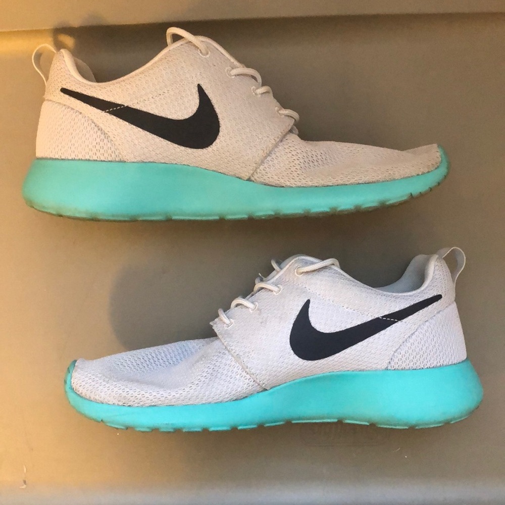 Nike Roshe Run Men’s Shoes - Light Gray/Teal, Size 8 (Fits Women’s Size 9.5) - Picture 3 of 10
